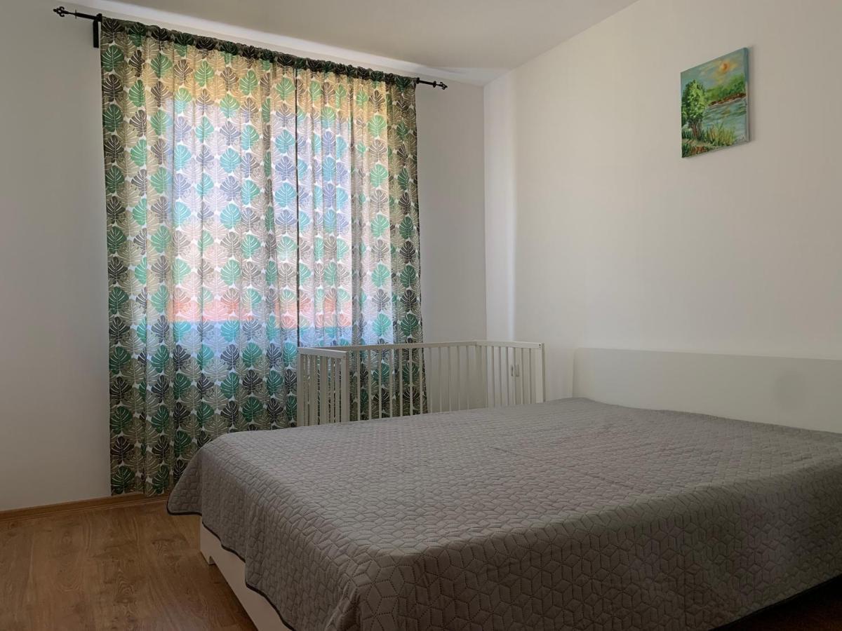 Byala Friendy Sea Apartaments Bagian luar foto