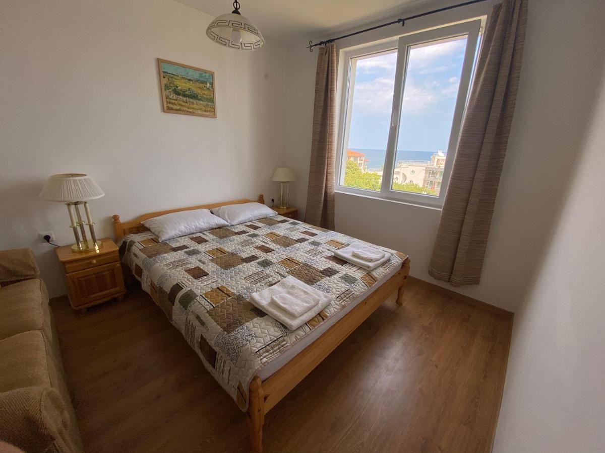 Byala Friendy Sea Apartaments Bagian luar foto